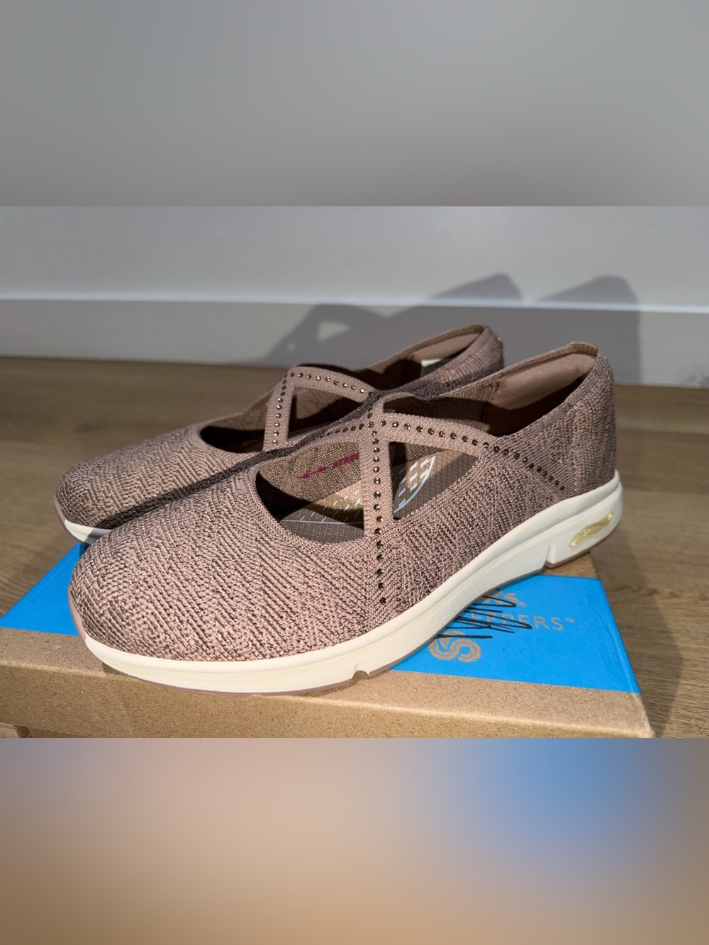New Skechers Martha Stewart Women's Mary Jane Knit Flats in Mocha Size 7.5